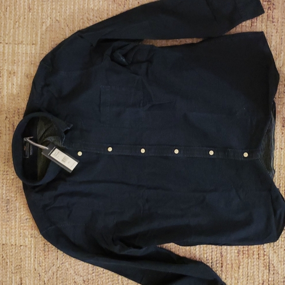 Men's XXL Vineyard Vine's Slim Fit Murray Shirt in navy blue - Picture 3 of 5